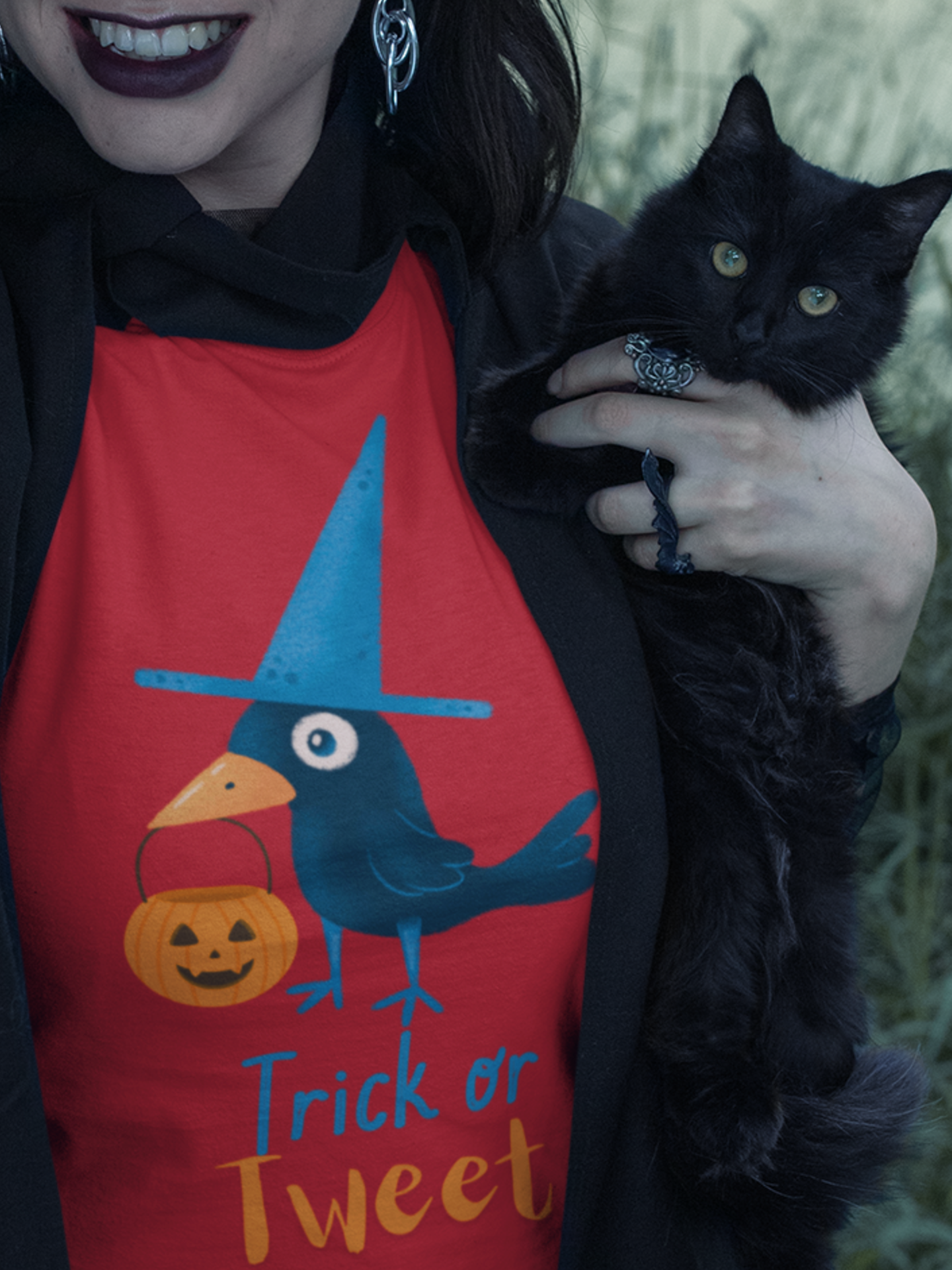 Funny Trick-or-Tweet Halloween Shirt for Adults Cute Black Bird with Jack-o’-Lantern Funny Halloween Pun T-Shirt Raven Lover Gift Adult Unisex Jersey Short Sleeve Tee Halloween Gift for Him or Her